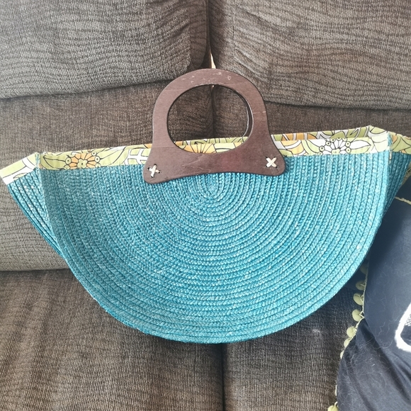 RETRO semi circular embroidered wicker straw bag giannetti - Picture 12 of 14